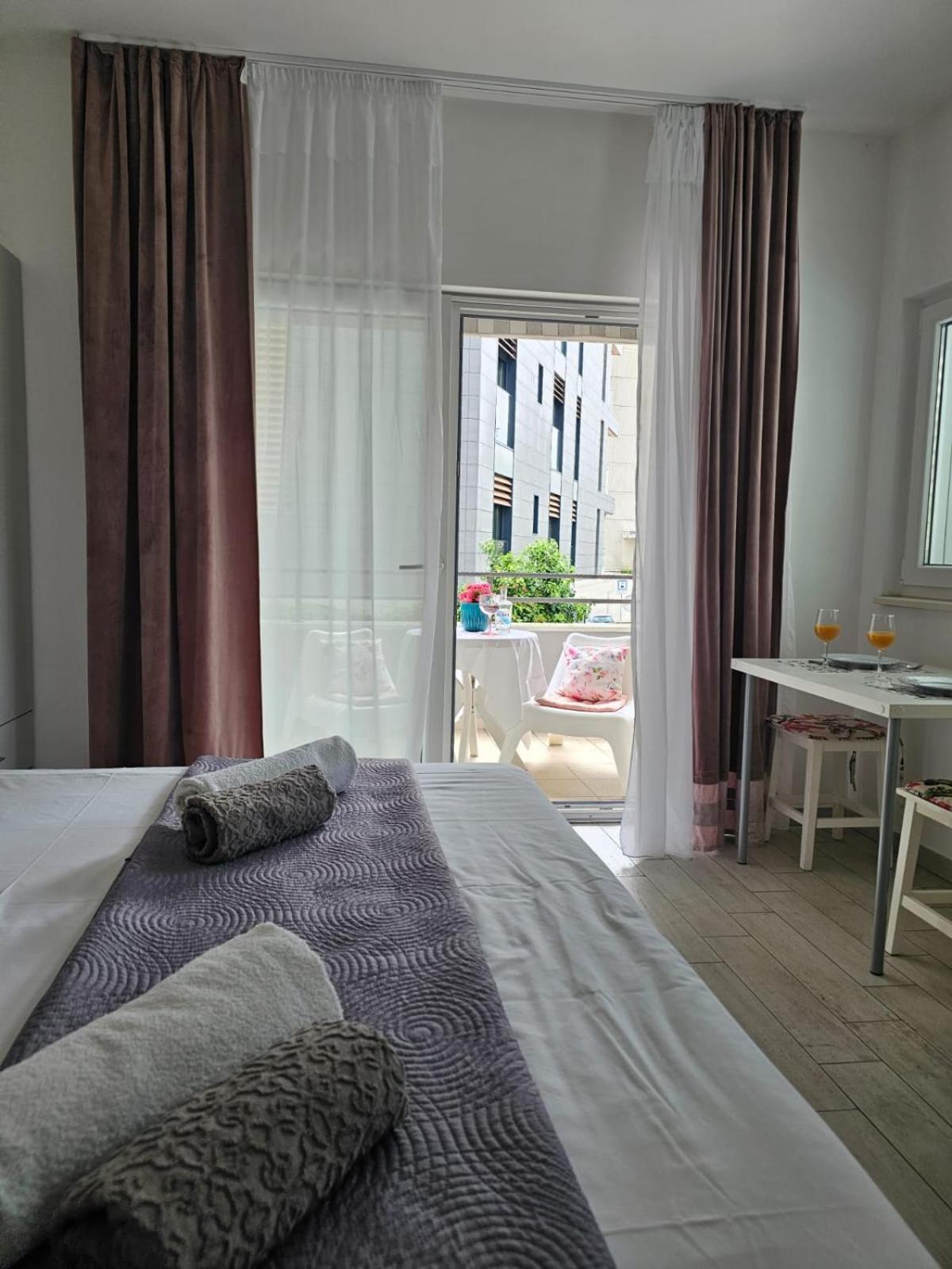 Filipetti Beach Makarska Buitenkant foto
